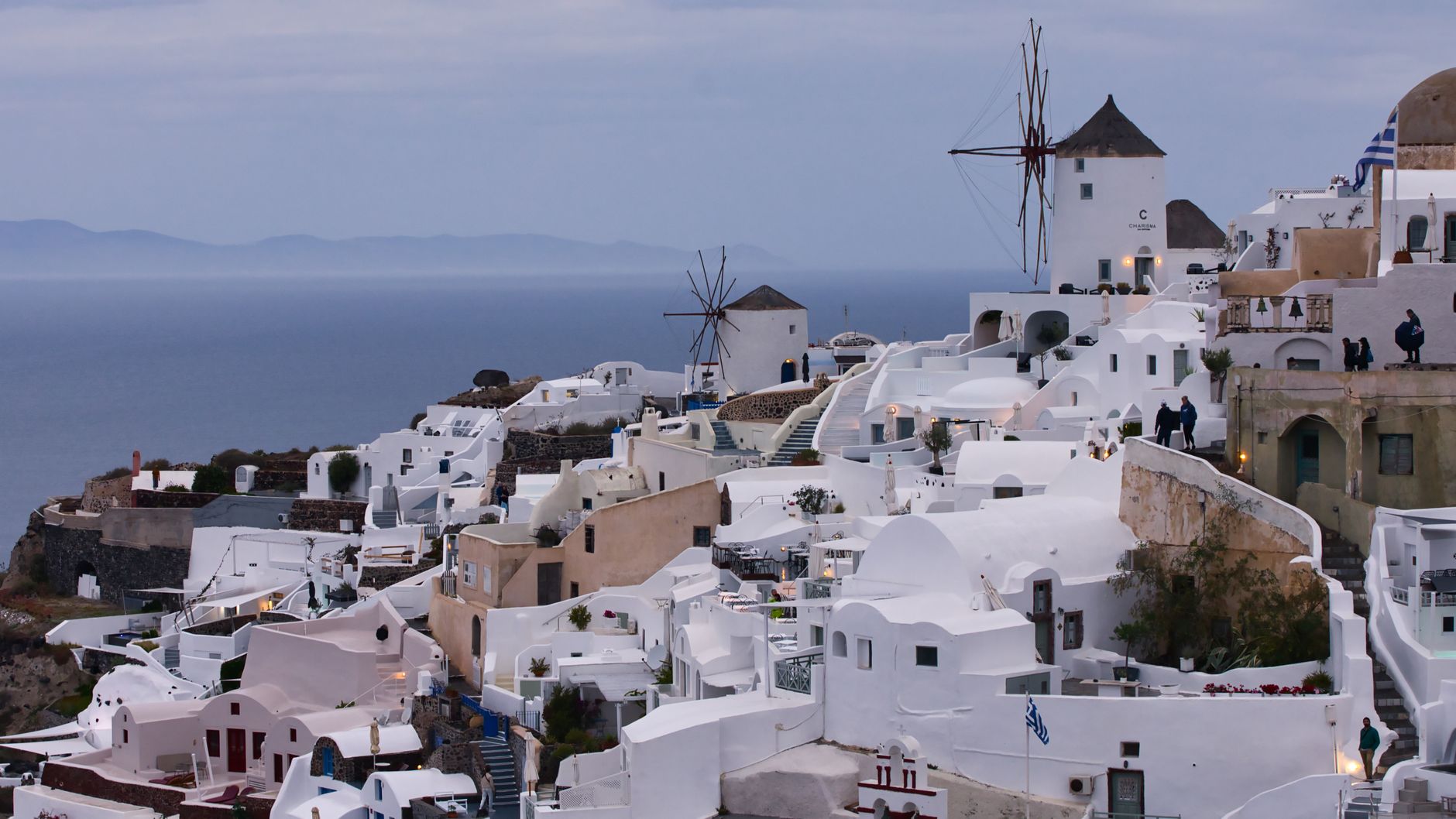 Santorini, Greece: The Ultimate 2026 Honeymoon Guide for Indian Couples