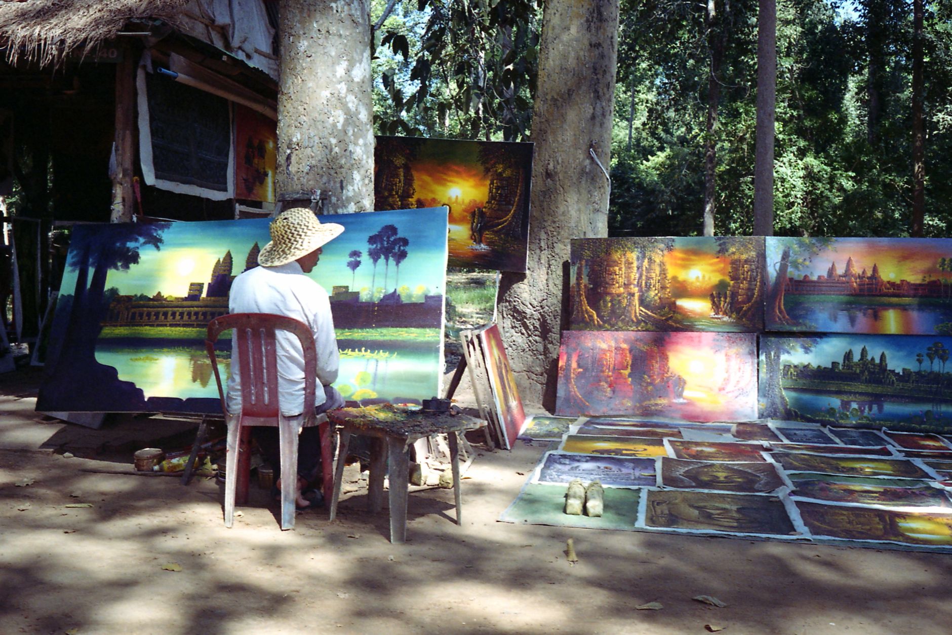 Solo Travel in Cambodia - Photo 2